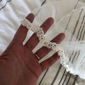Thin Lace Rhinestone Border Mid Veil NWT